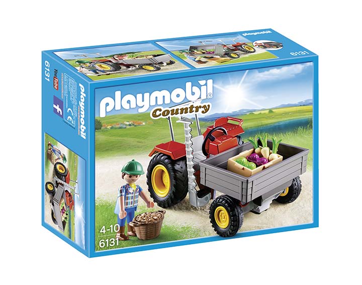 Fermier avec faucheuse