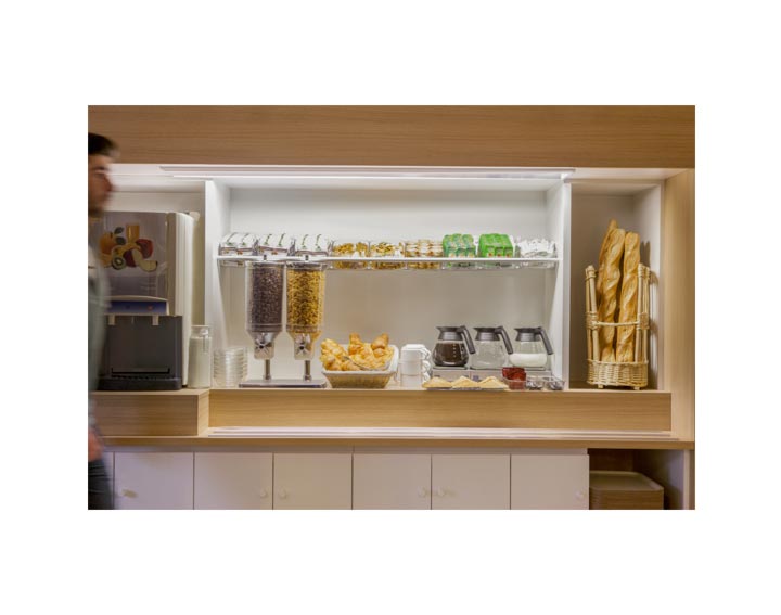 Petit déjeuner en buffet à volonté INCLUS