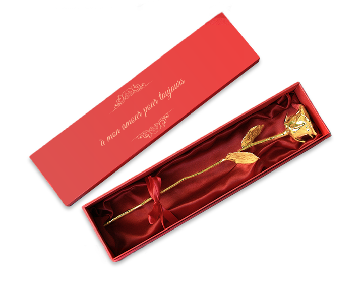 Rose en or dans son étui gravé