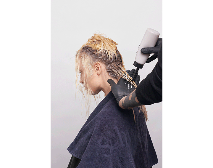 Coloration, décoloration, balayage ou mèches BlondMe