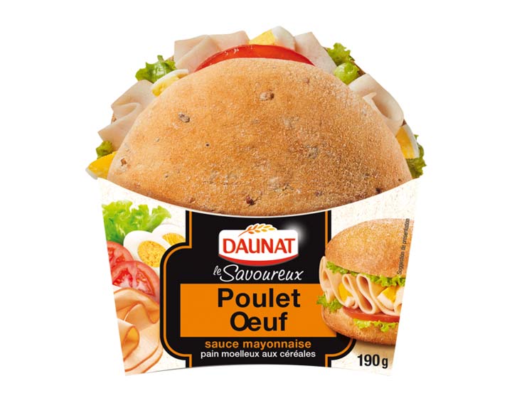 Poulet Œuf sauce mayonnaise et pain bagnat