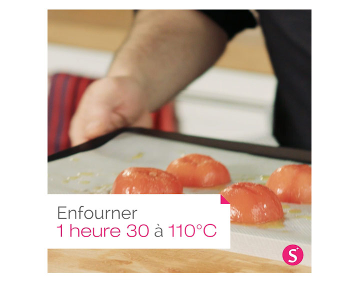 Mettre un filet d’huile d’olive, assaisonner et enfourner