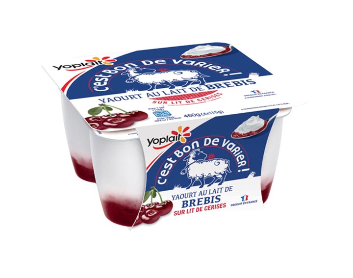Yaourt au lait de brebis sur lit de cerises