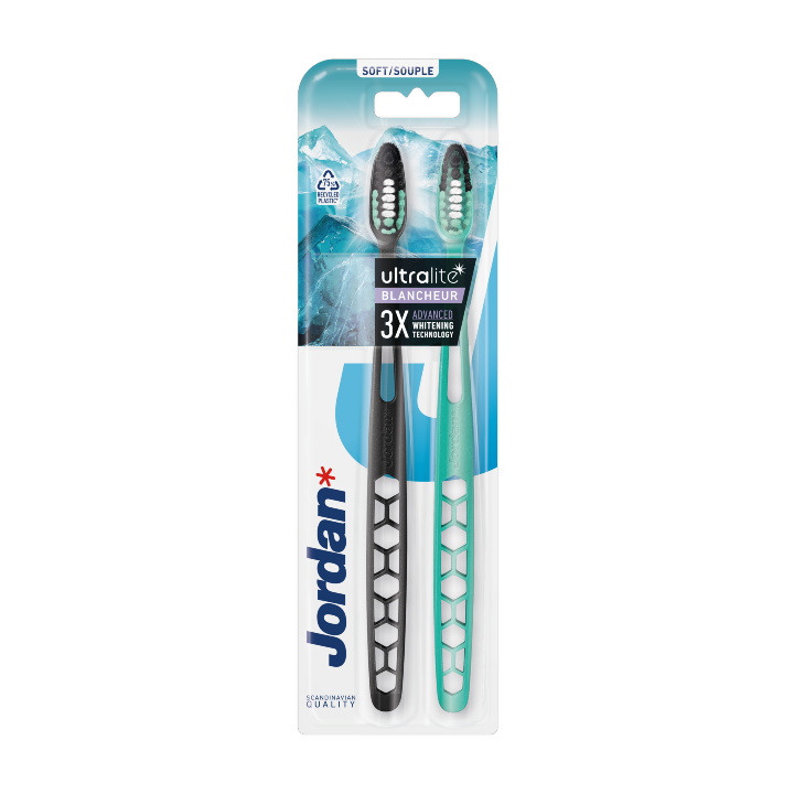 Brosses à dents Ultralite Blancheur Souple