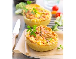 Laissez-vous tenter par notre recette de Mini-quiches brocoli et bacon ainsi que nos 
nombreuses recettes sur www.elle-et-vire.com