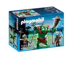 Soldats nains avec troll