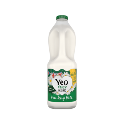 Semi skimmed fresh organic milk 2L