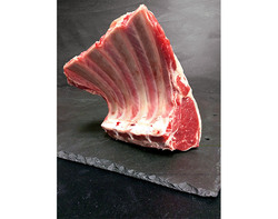 2 parts de Carré d'agneau (300 à 360g)  - 37,25€ le kg