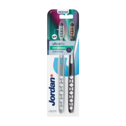 Brosses à dents Ultralite Classique Medium