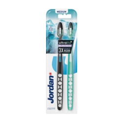 Brosses à dents Ultralite Blancheur Medium